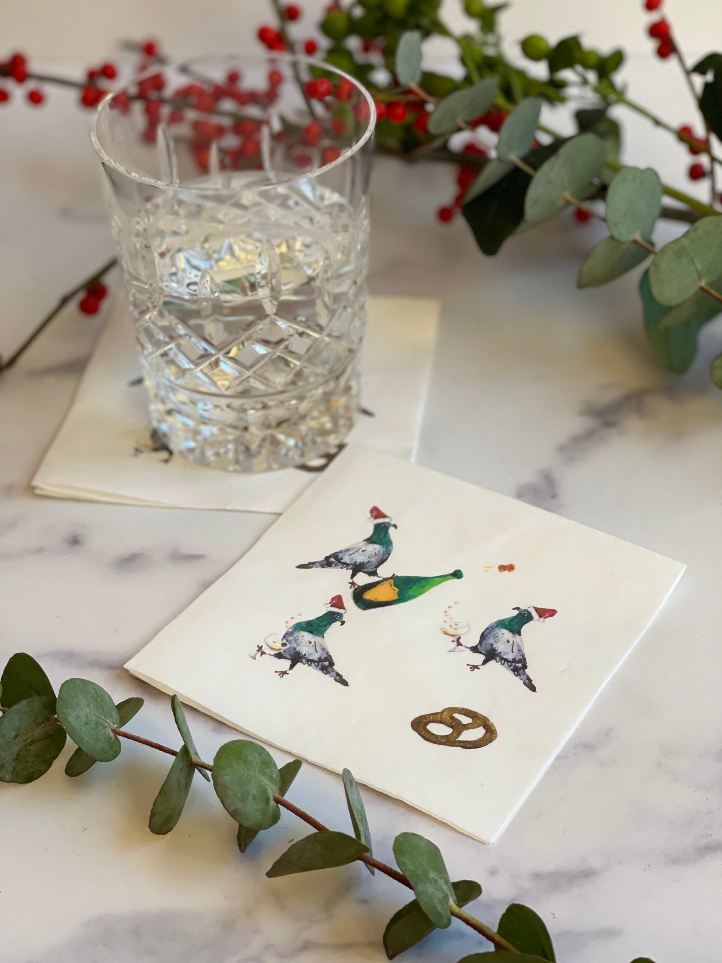 Santa Pigeon Paper Cocktail Napkins (S/15)