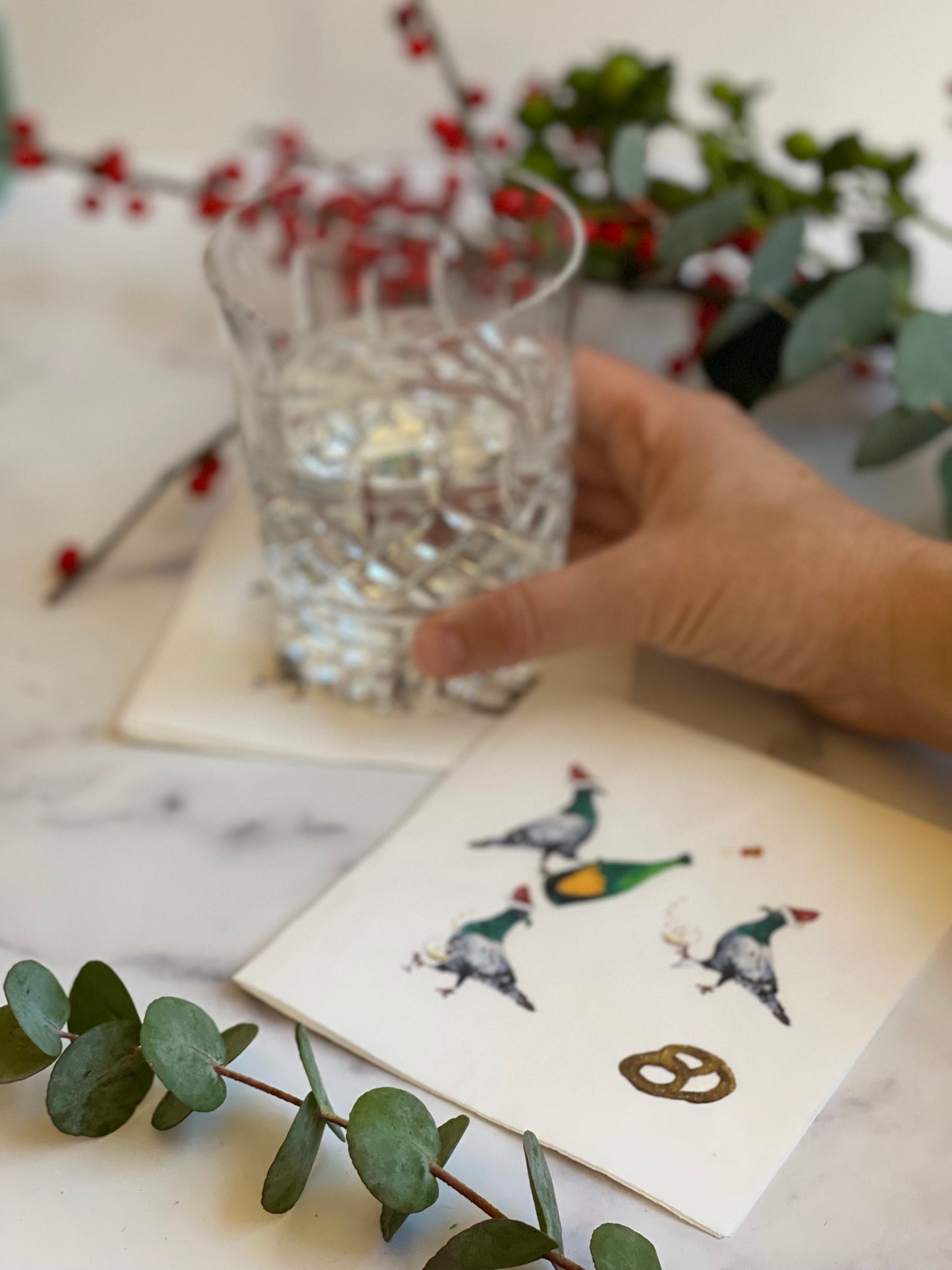 Santa Pigeon Paper Cocktail Napkins (S/15)