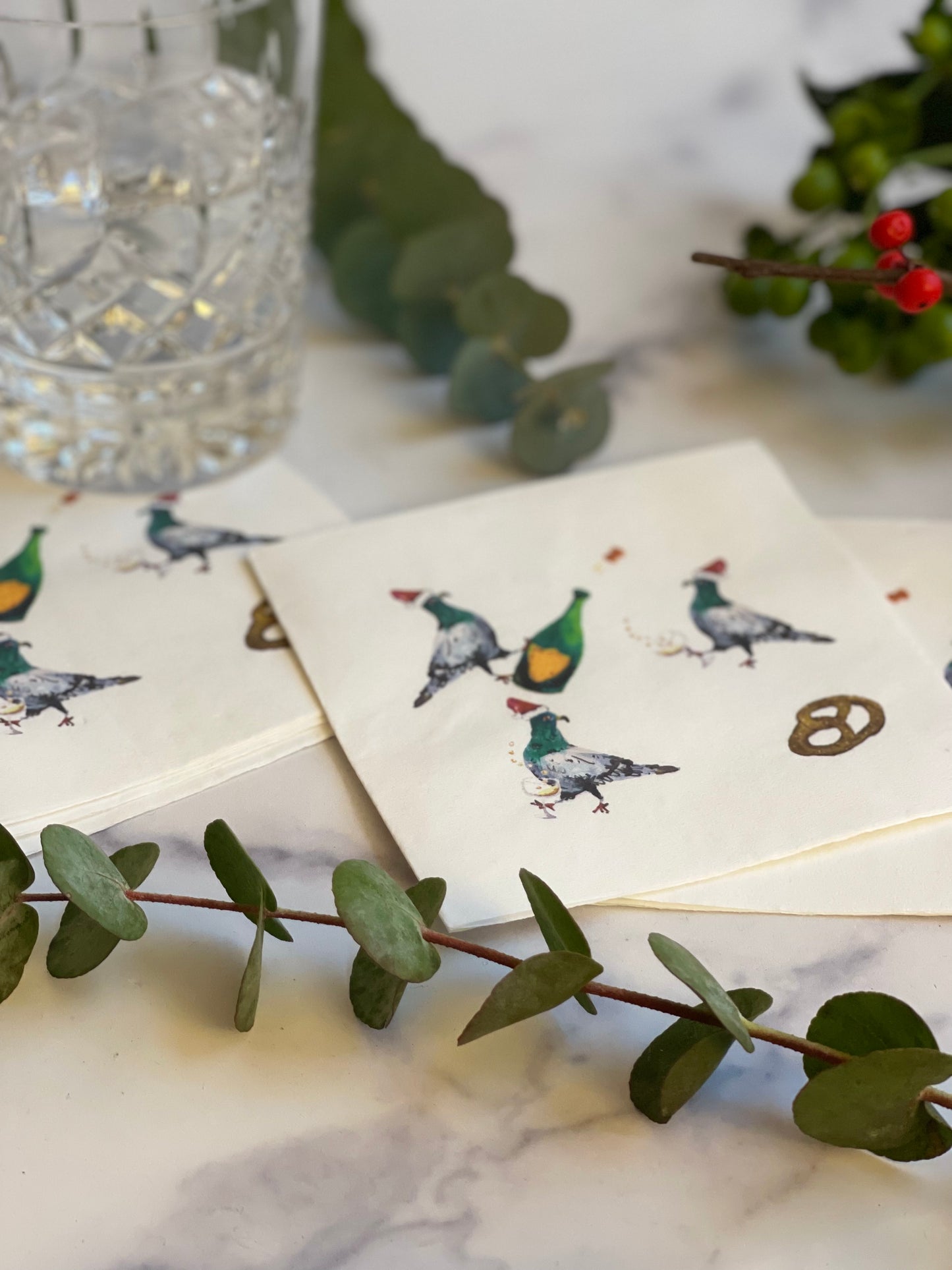 Santa Pigeon Paper Cocktail Napkins (S/15)